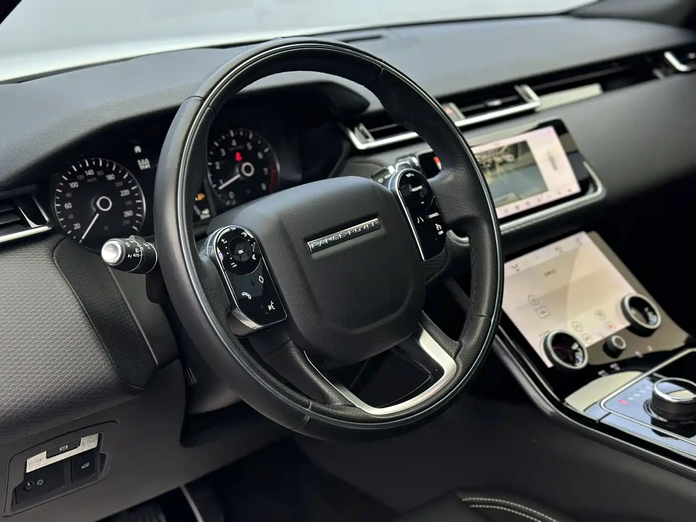 Land Rover Range Rover Velar 2020 P250 фото 8