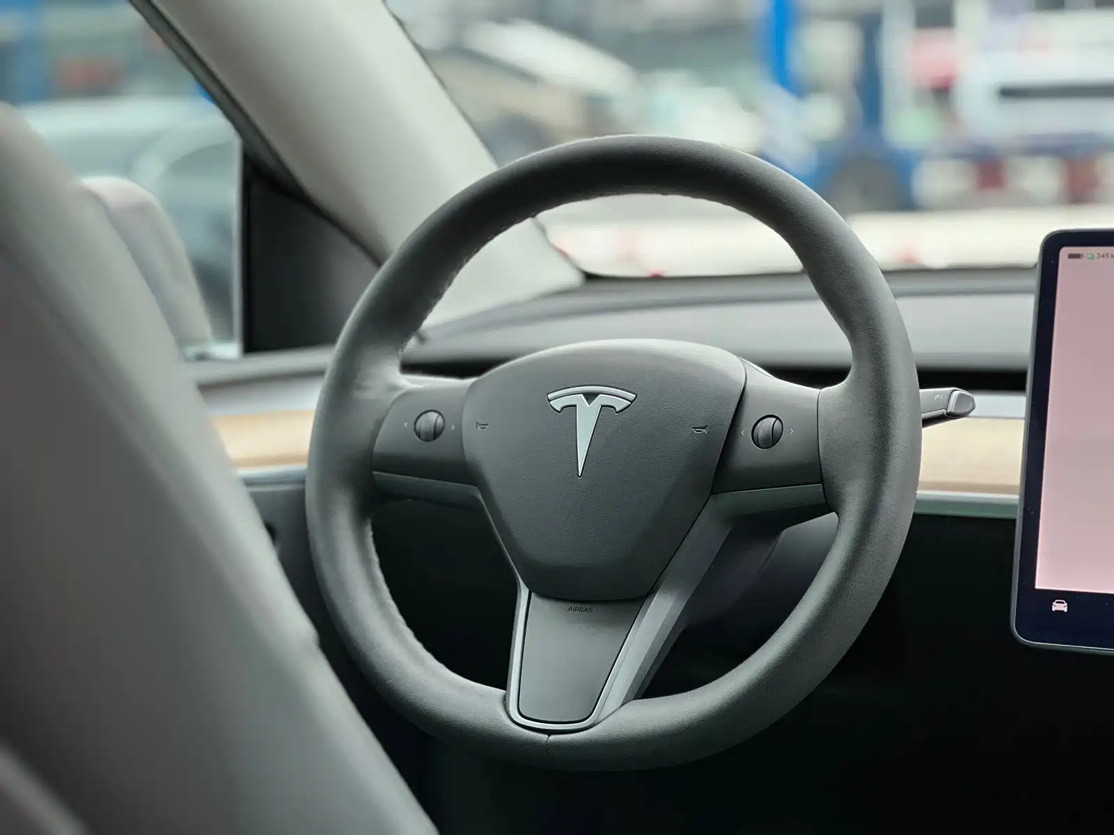 Фото 3 - Tesla Model Y