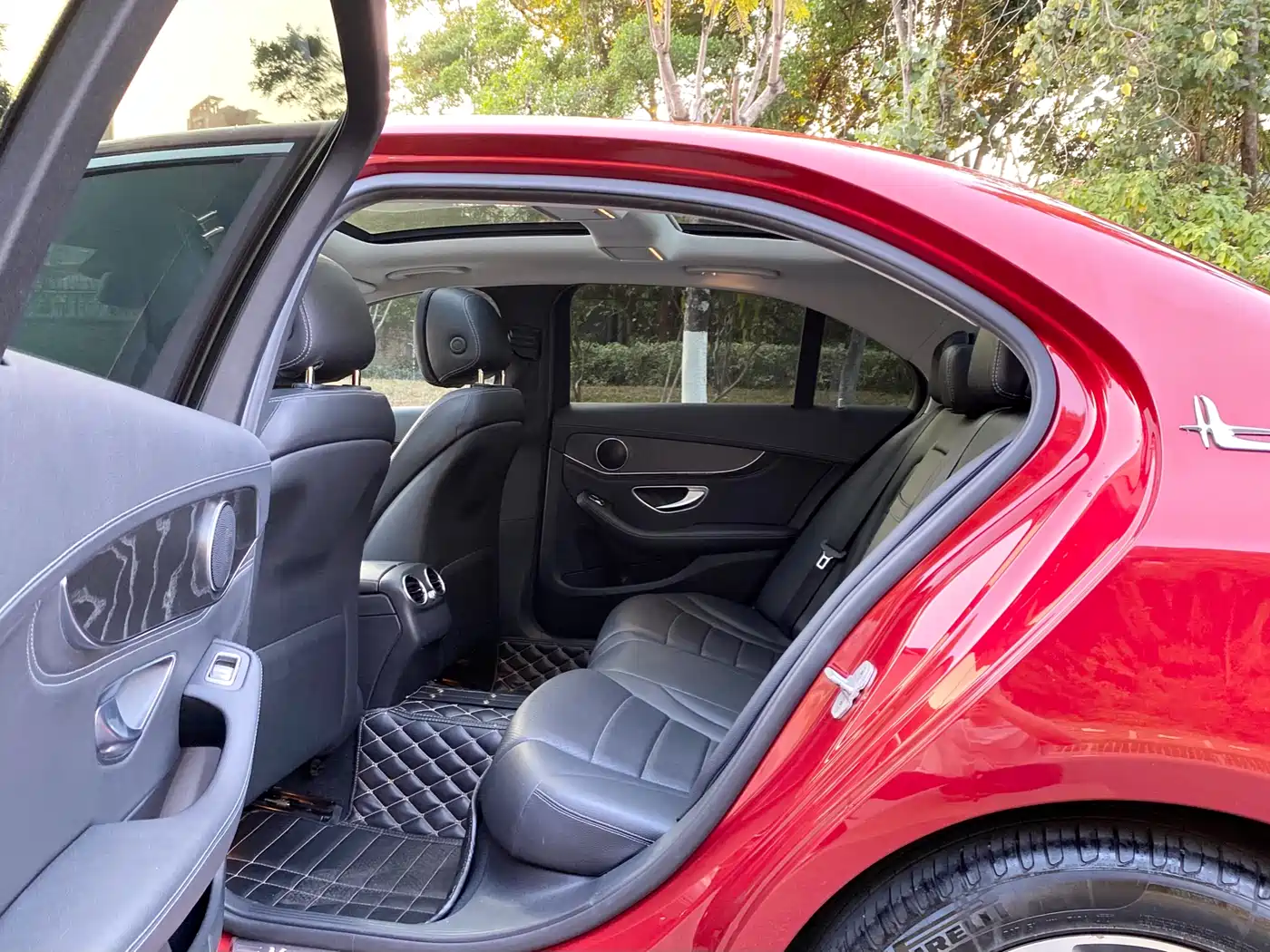Mercedes-Benz C-Class 2015 Facelift C 200 L Sport фото 9