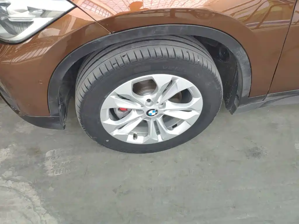 Фото 23 - BMW X1