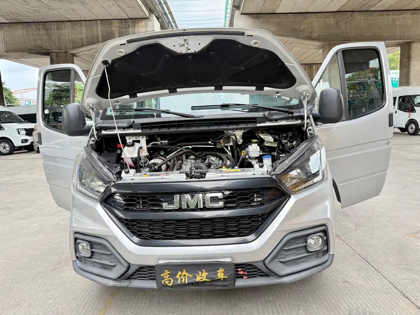 Jiangling Tesun 2022 2021 Model 2.8T Space King Taurus Edition Long Wheelbase Medium-High Roof Single Rear Tire-Step 6-Seater Diesel China VI JX493