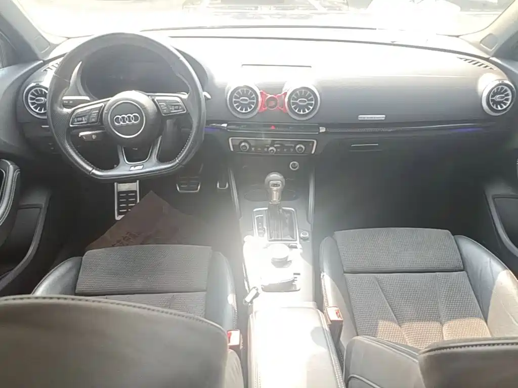 Audi S3 2018 2017 Facelift S3 2.0T Limousine