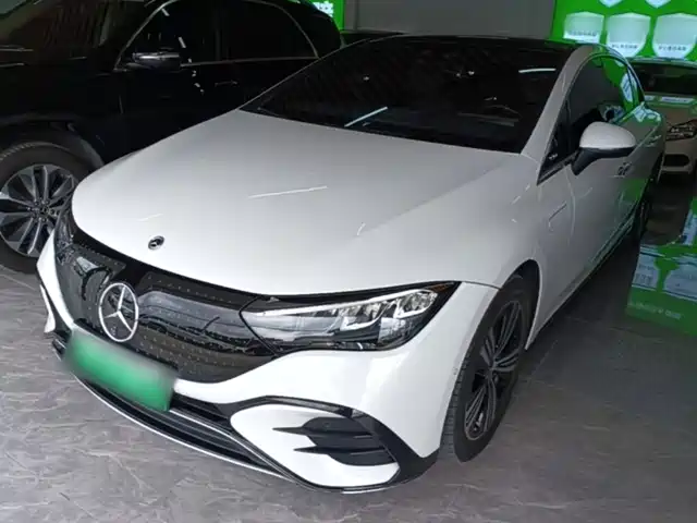 Mercedes-Benz EQE 2023
