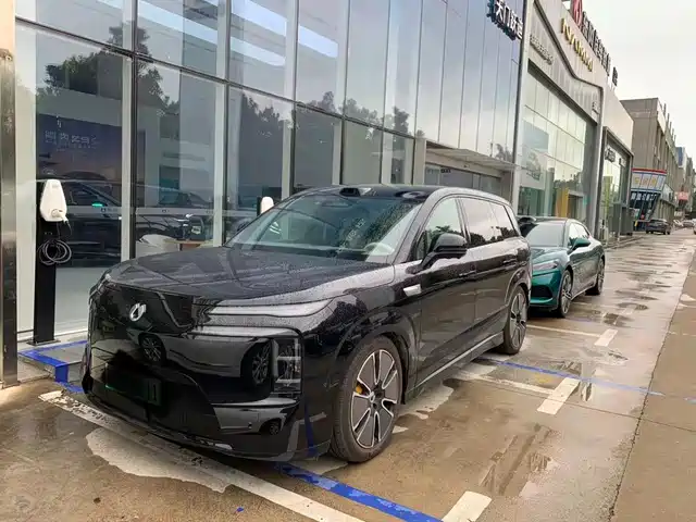  Denza Denza N8L 2025 Standard