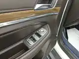 Фото 21 - Roewe RX8