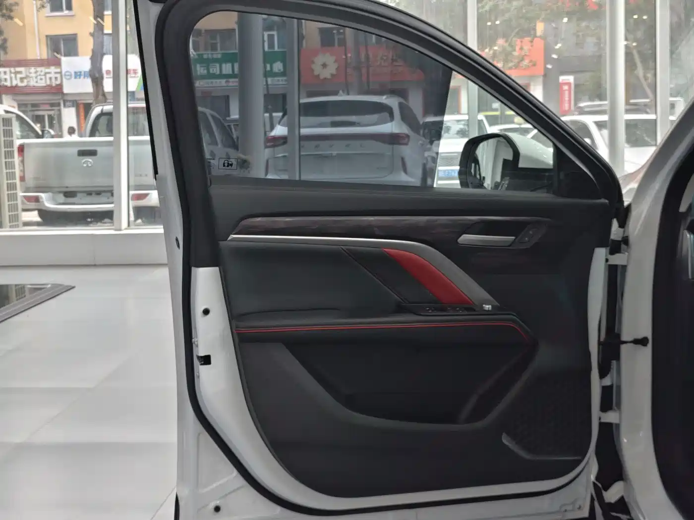 Photo 19 - Haval H6