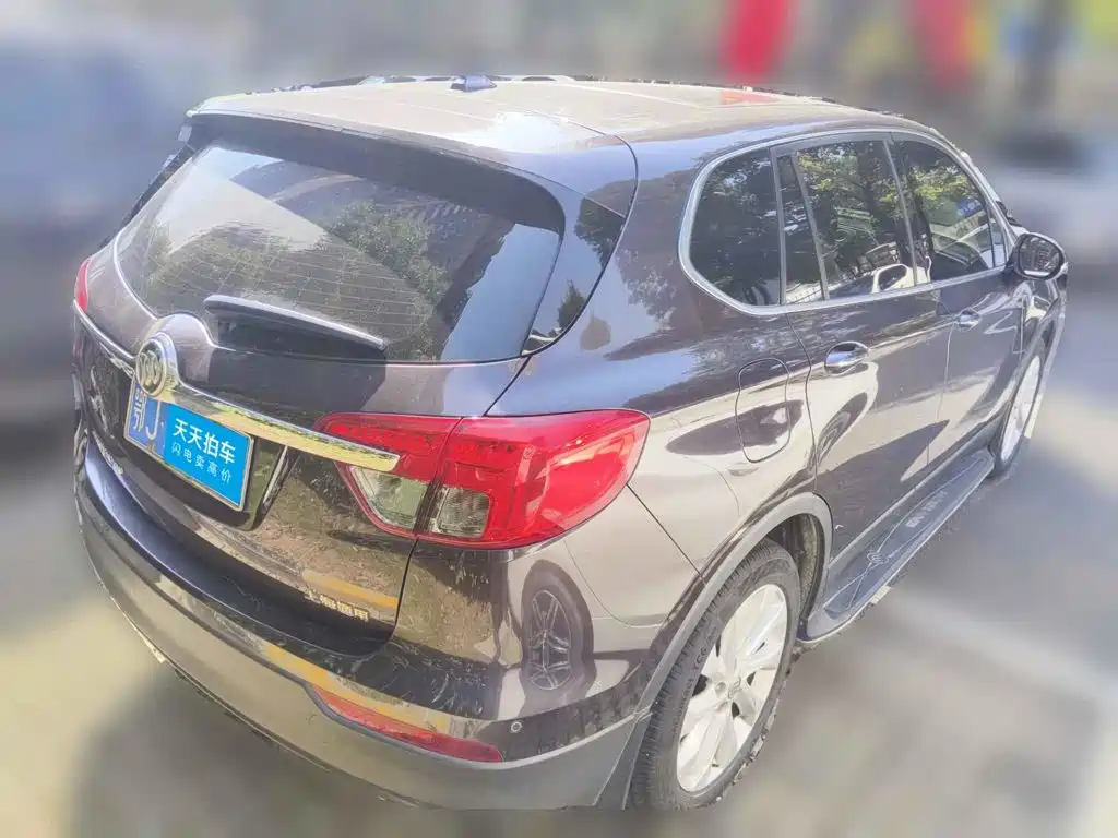 Фото 2 - Buick Envision Plus