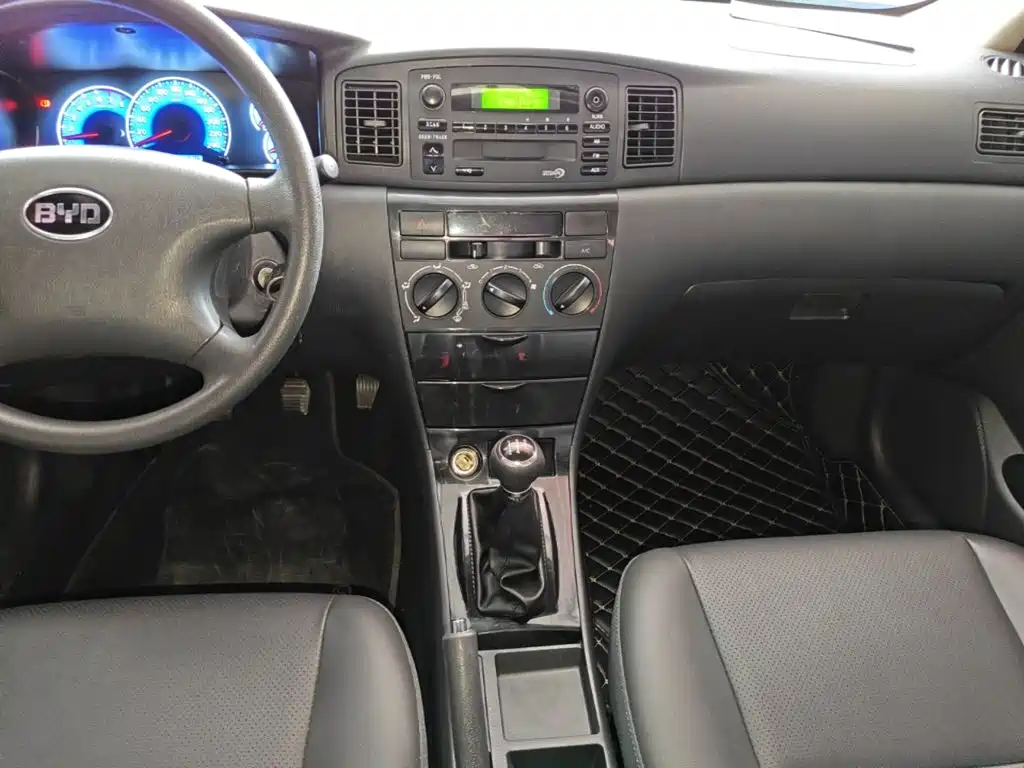 Фото 9 - BYD F3