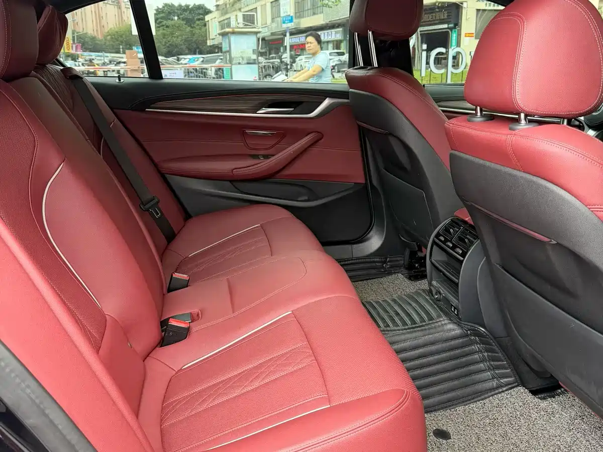 BMW 5 Series 2022 Facelift 530Li Leading M Sport Package фото 5
