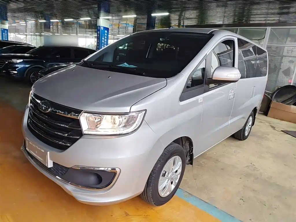 JAC Refine M3 2025 1.8L Manual Comfort Edition 7/8-seater