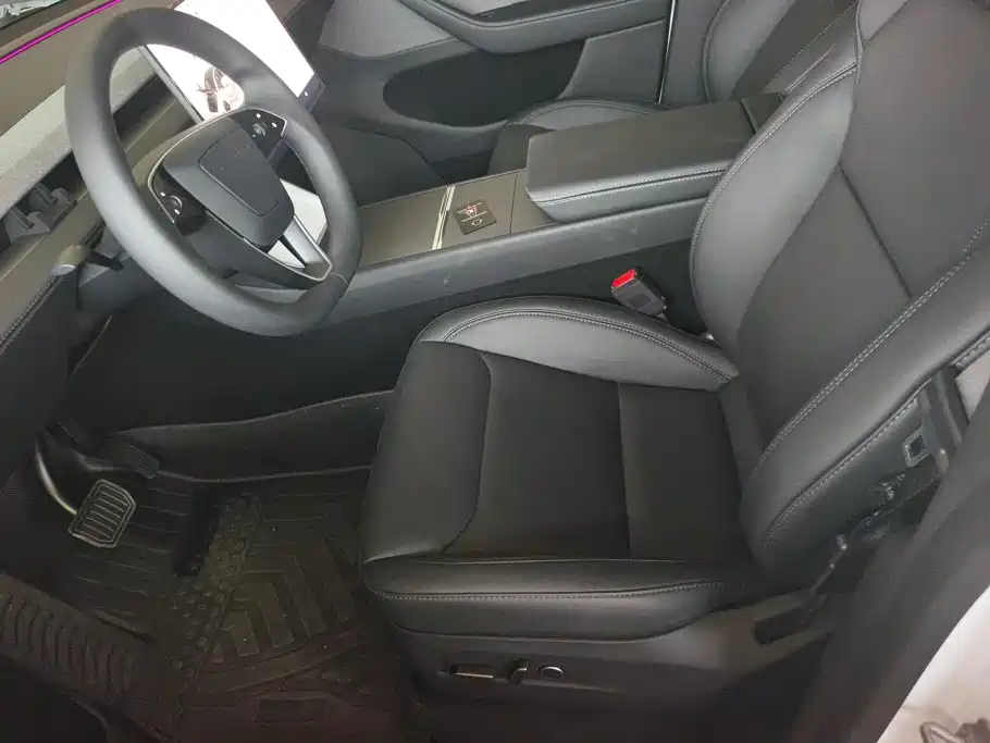 Фото 9 - Tesla Model Y