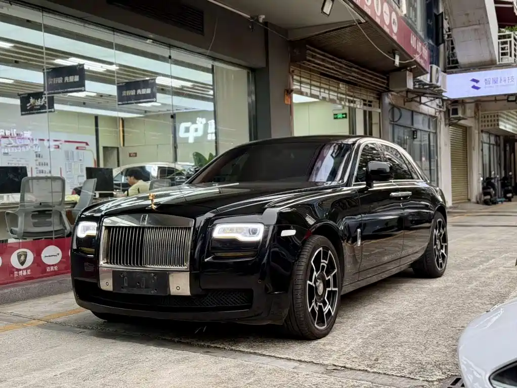 Фото 1 - Rolls-Royce Ghost