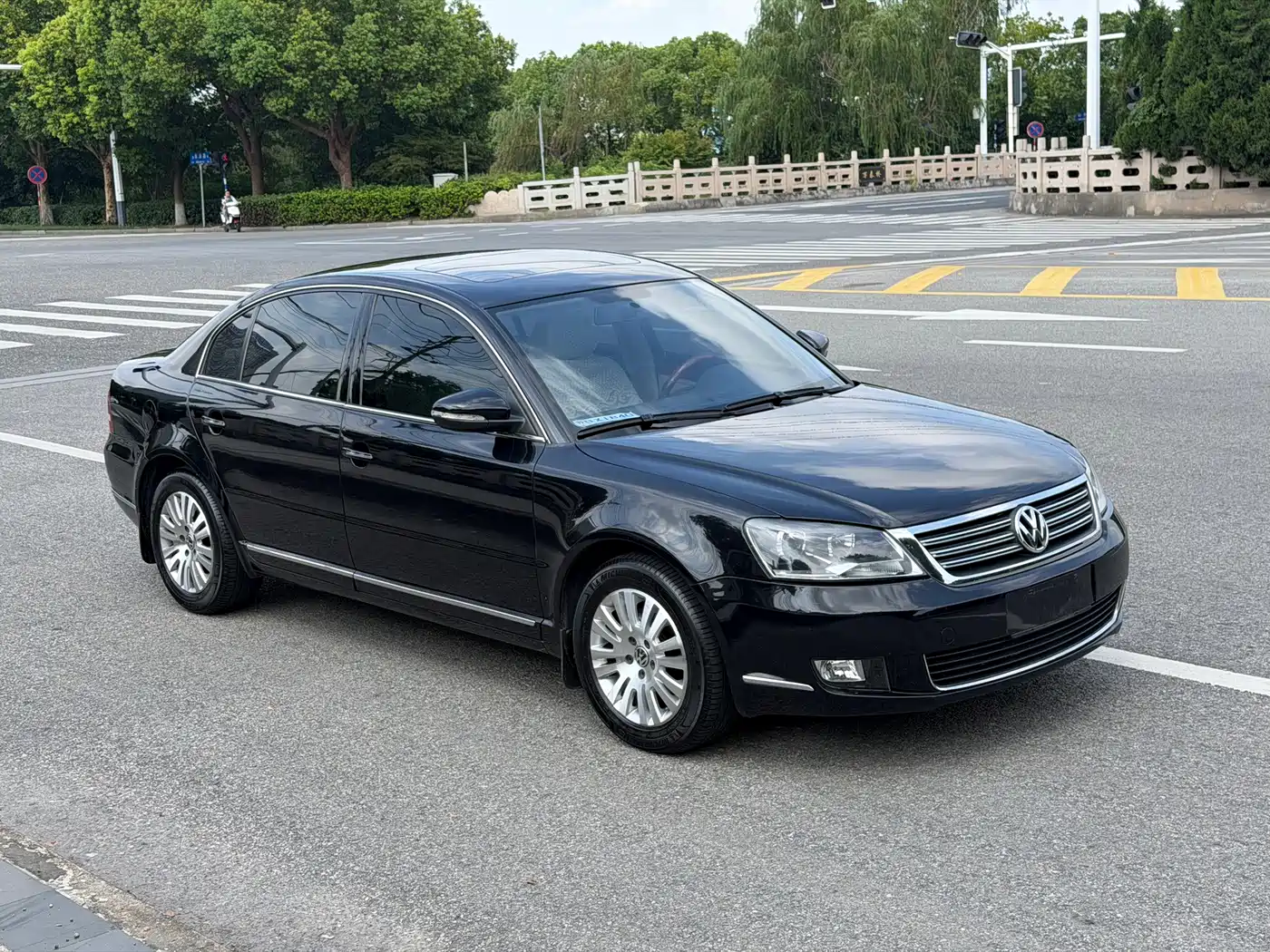 Volkswagen Passat Lingyu 2013 2011 1.8T Automatic Luxury