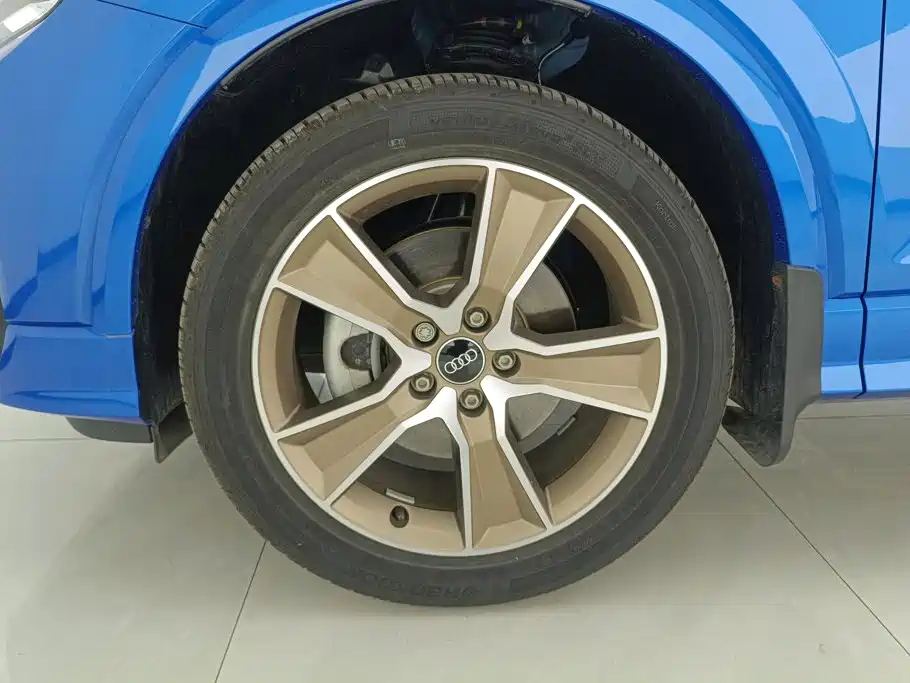 Audi Q2L 2025 2023 35TFSI Fashion Sport