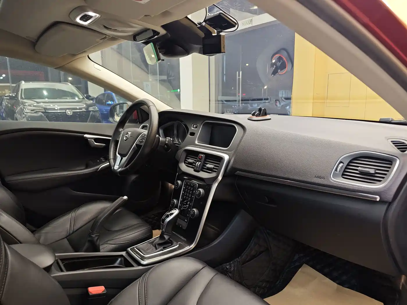 Volvo V40 2018 2017 T3 Inscription