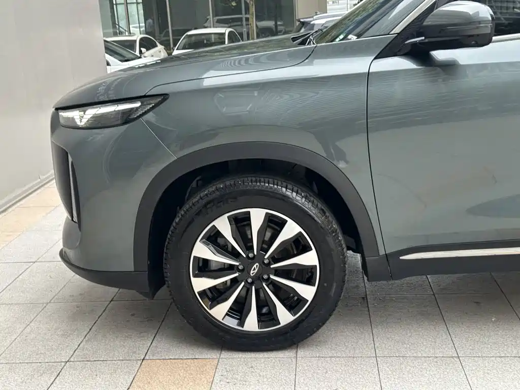 Chery Tiggo 8 PLUS 2024 2025 Model 290TGDI DCT Luxury 7-Seater