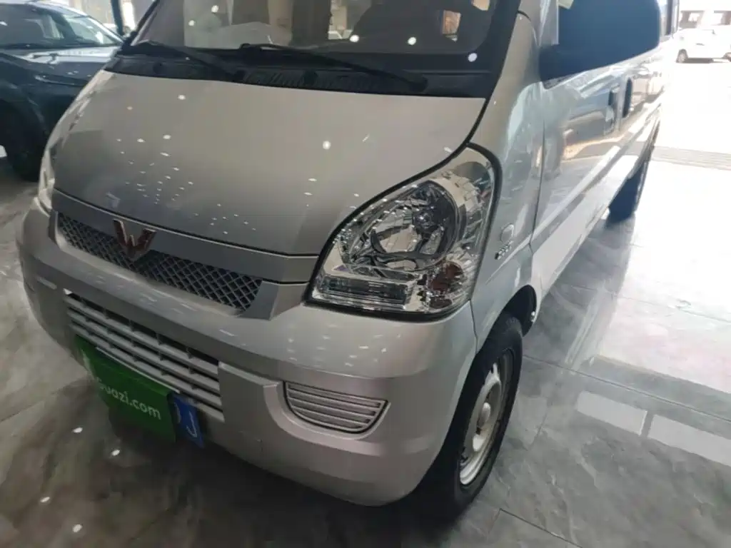 Wuling Motors Wuling Rongguang 2022 2021 1.5L Extended Standard Power Assisted L3C