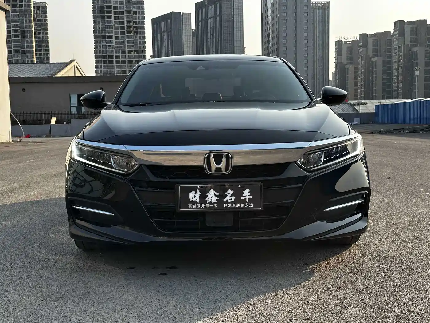 Фото 2 - Honda Accord