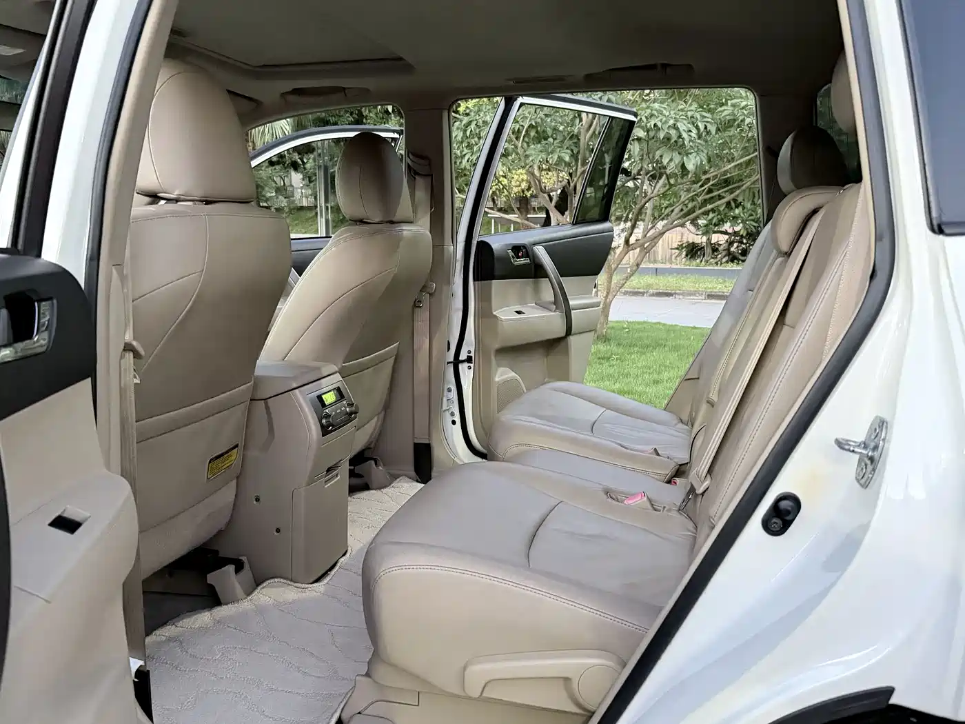 Фото 6 - Toyota Highlander