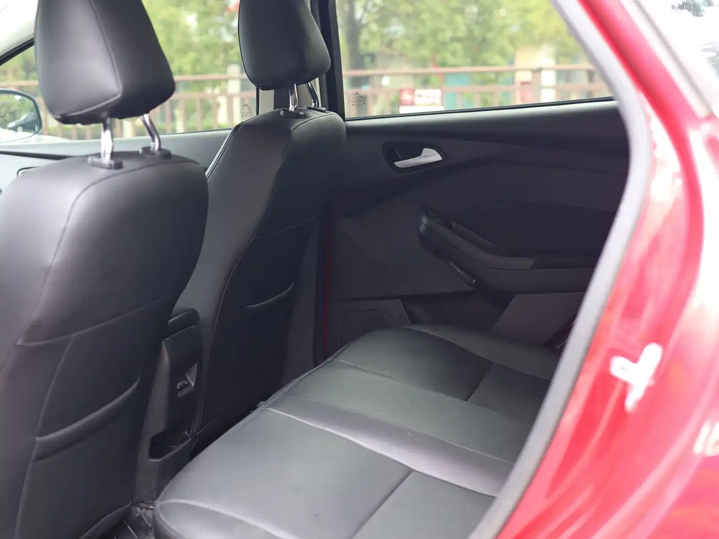 Ford Focus 2018 2018 Hatchback Classic 1.6L Automatic Comfort Smart Edition