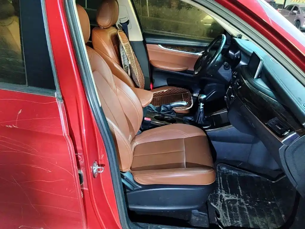 Фото 25 - Hanteng Auto Hanteng X7