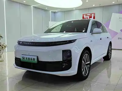 Li Auto L6