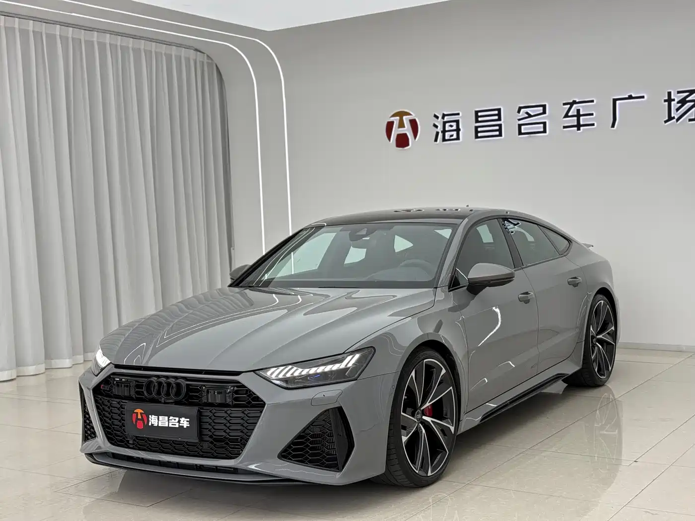 AUDI RS7