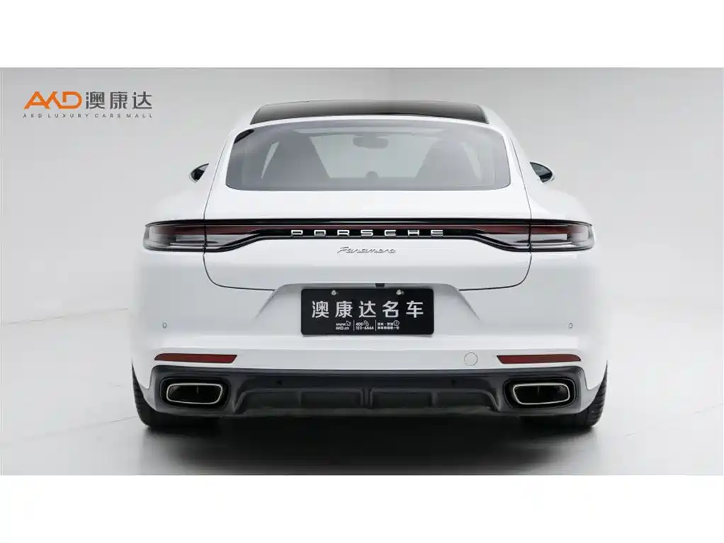 Фото 4 - Porsche Panamera