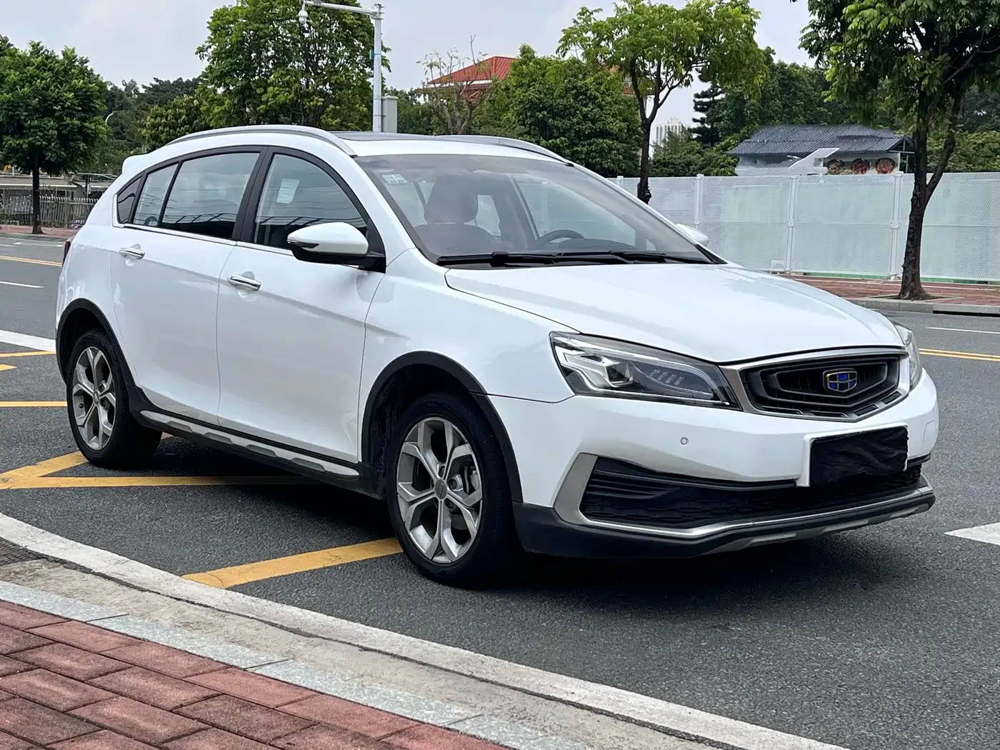 Geely Vision S1 2018 2018 1.4T CVT Sharp Edition