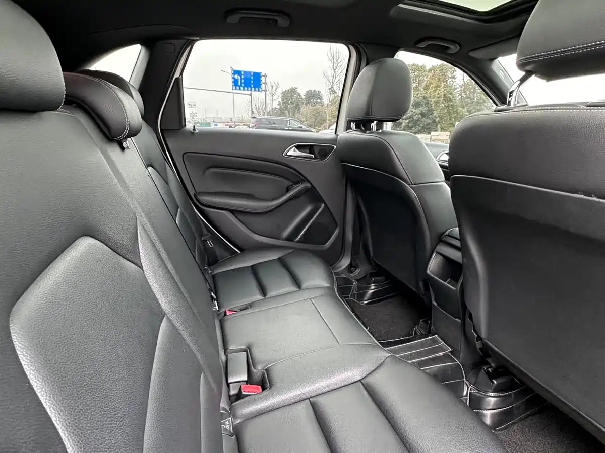 Mercedes-Benz B-Class 2017 B 200 Dynamic фото 10