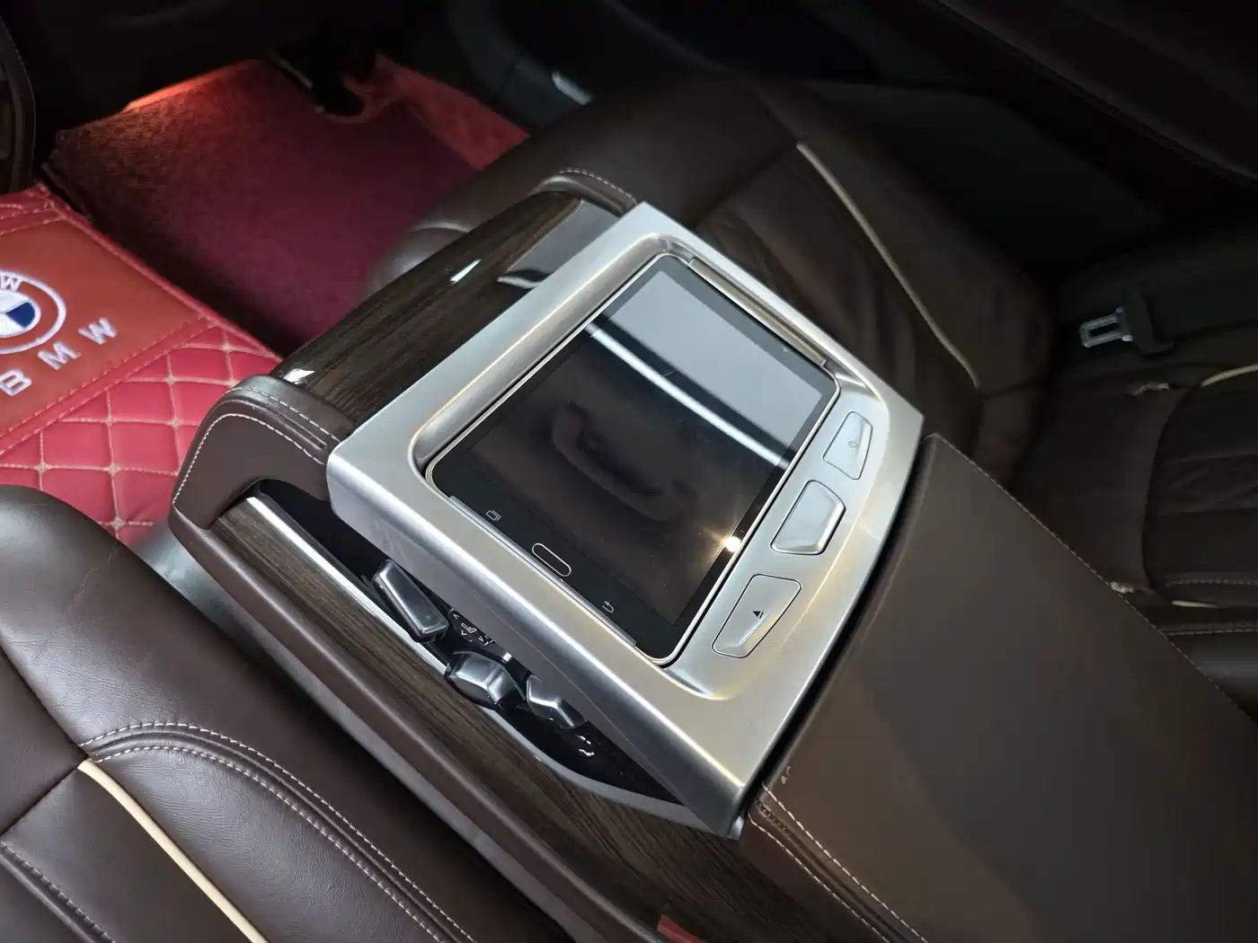 BMW 7 Series 2022 2021 Model 730Li Luxury Package