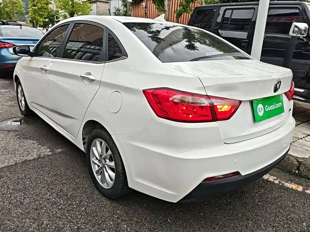 2017 Changan Yuexiang V7