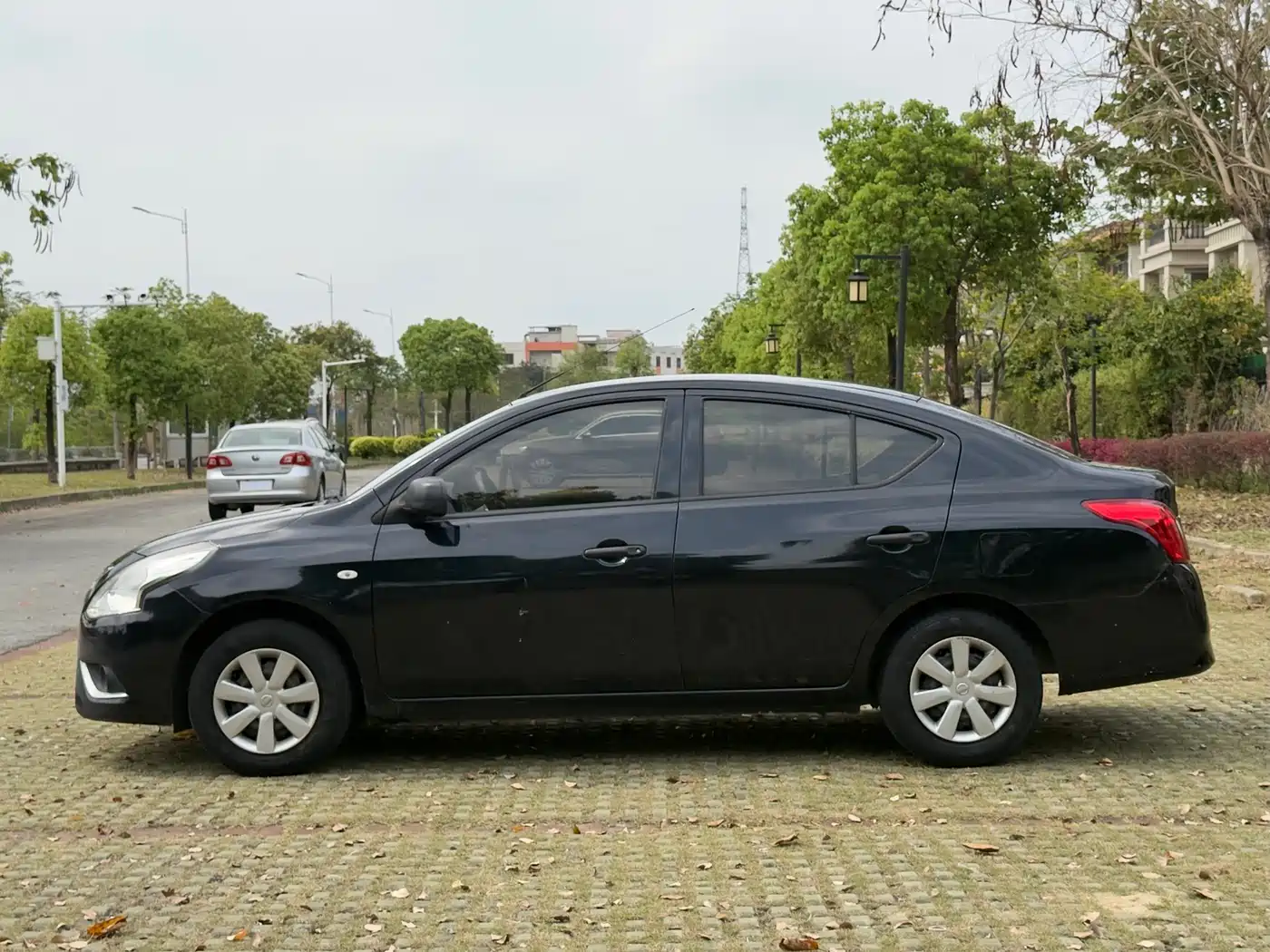 Nissan Sunny 2016 2016 1.5XE CVT Leading Edition