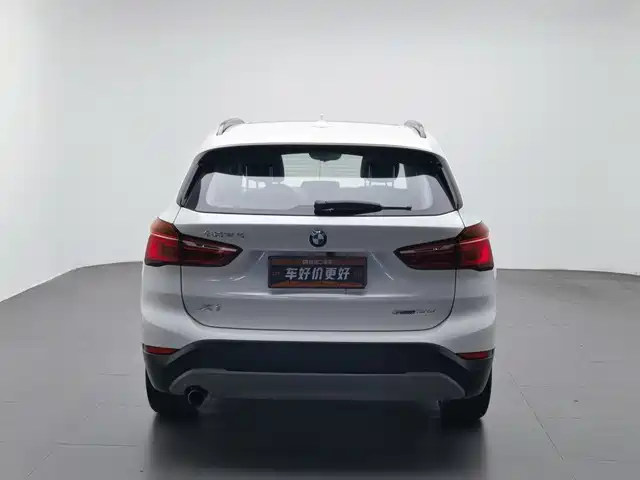 BMW X1 2018 sDrive18Li Fashion Model — фото 4