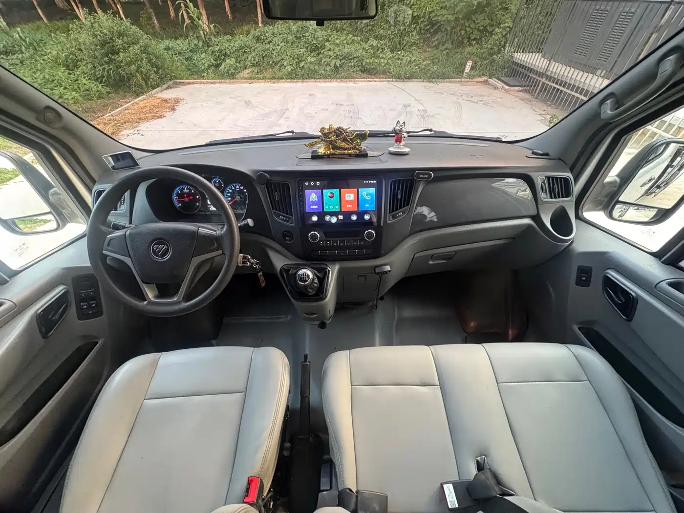 Foton Tuyano 2021 2020 2.5T Manual Tongtu Extended Wheelbase Medium Roof 6/7-Seater 4J25TC3