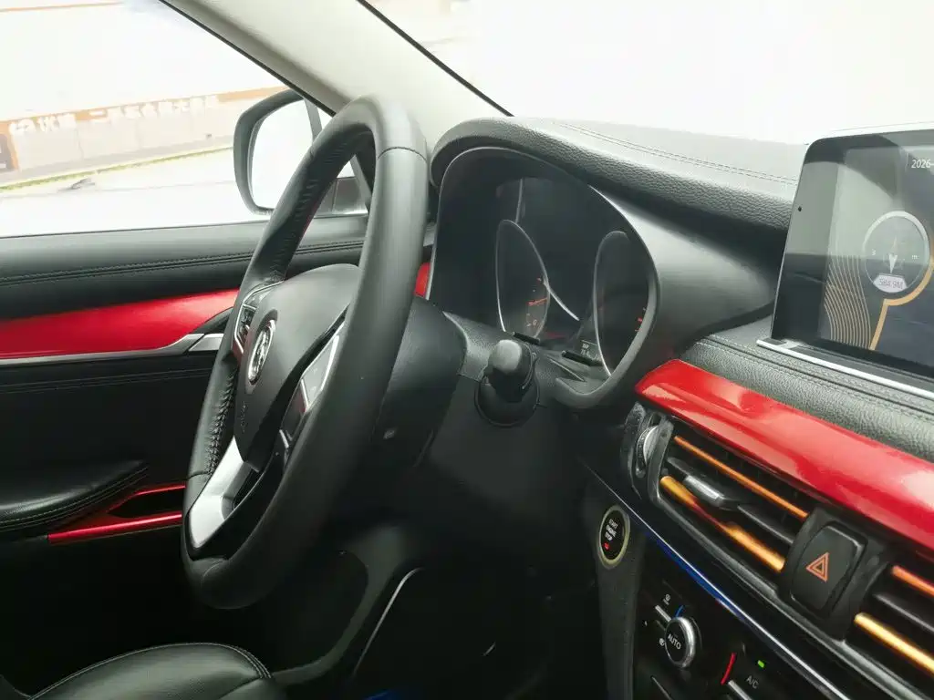 Hanteng Auto Hanteng X7 2017 2016 1.5T Manual Premium Edition
