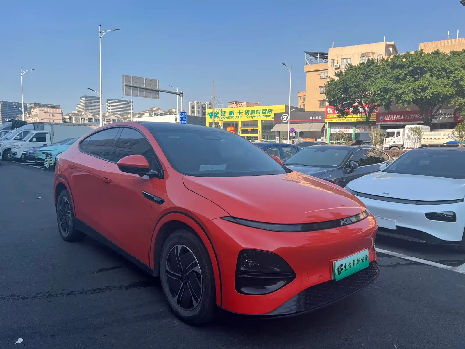 Фото 3 - XPeng G6