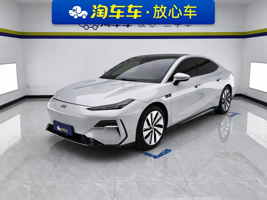 Geely Galaxy Galaxy E8 2024 2024 665km RWD Starship Voyager Edition