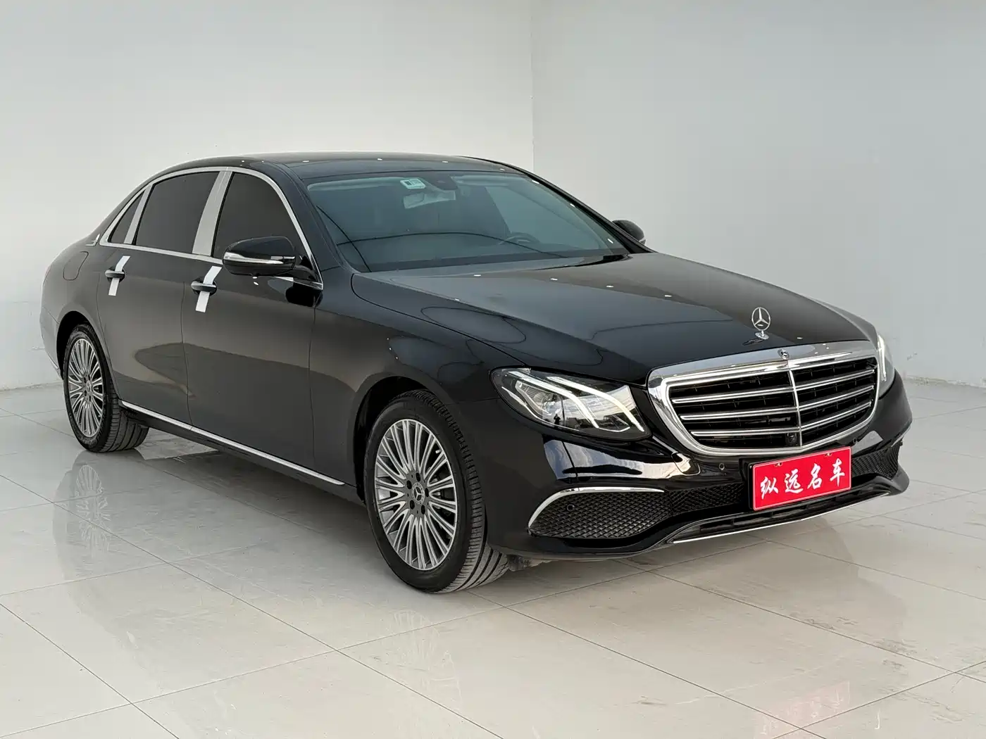 Mercedes-Benz E-Class 2020 E 300 L Fashion фото 3