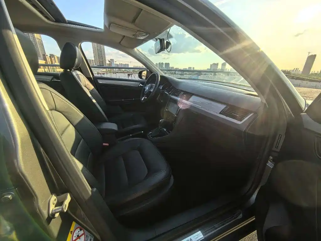 Volkswagen Bora 2014 2014 1.6L Automatic Comfort Edition
