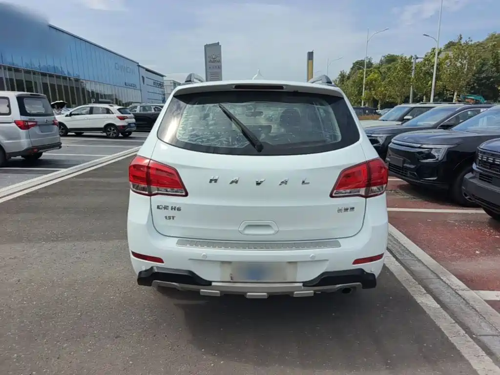 Фото 6 - Haval H6