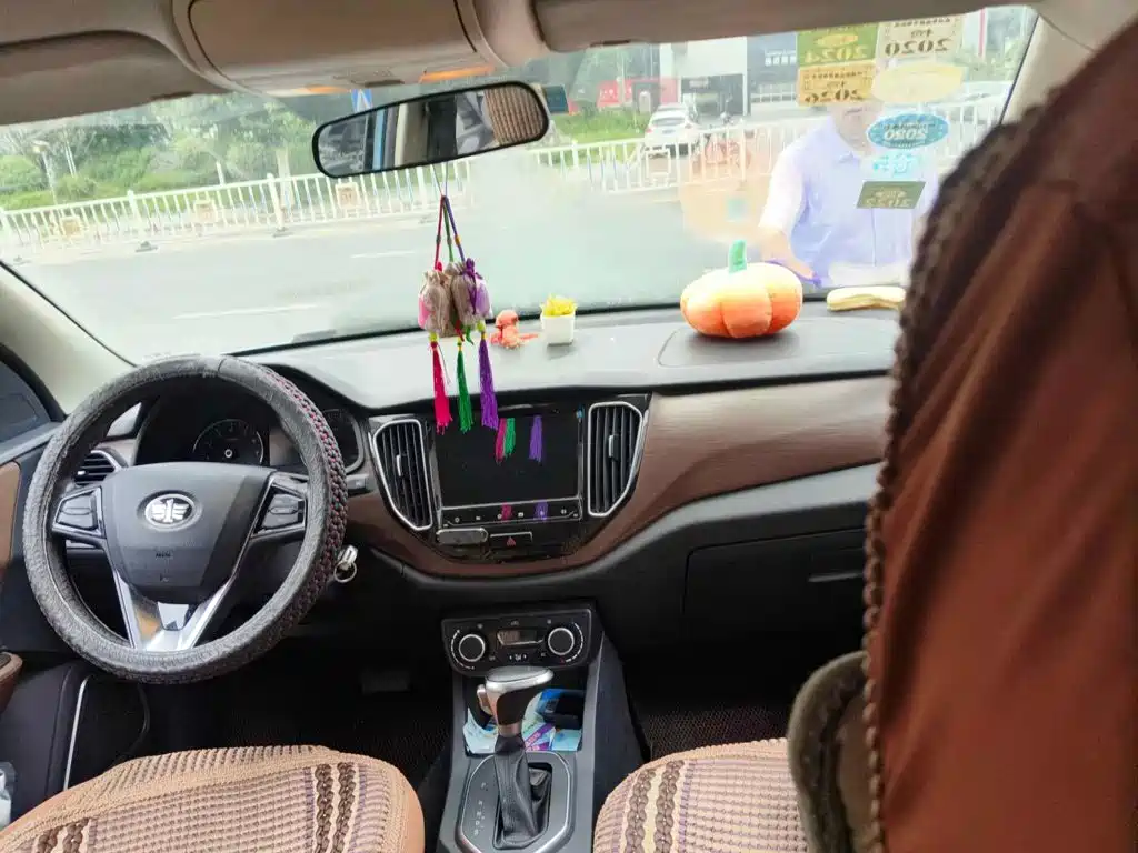 FAW Senya R7 2018 2017 Model 1.6L Automatic Luxury