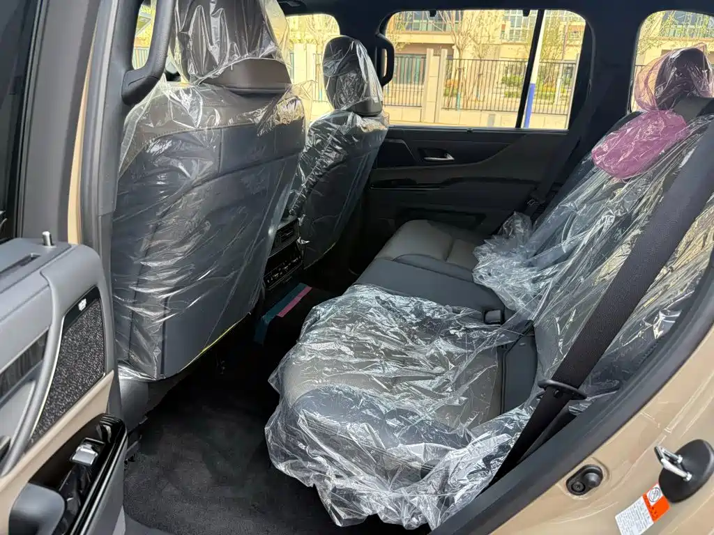 Lexus LX 2026 2025 700h OVERTRAIL Frontier Edition