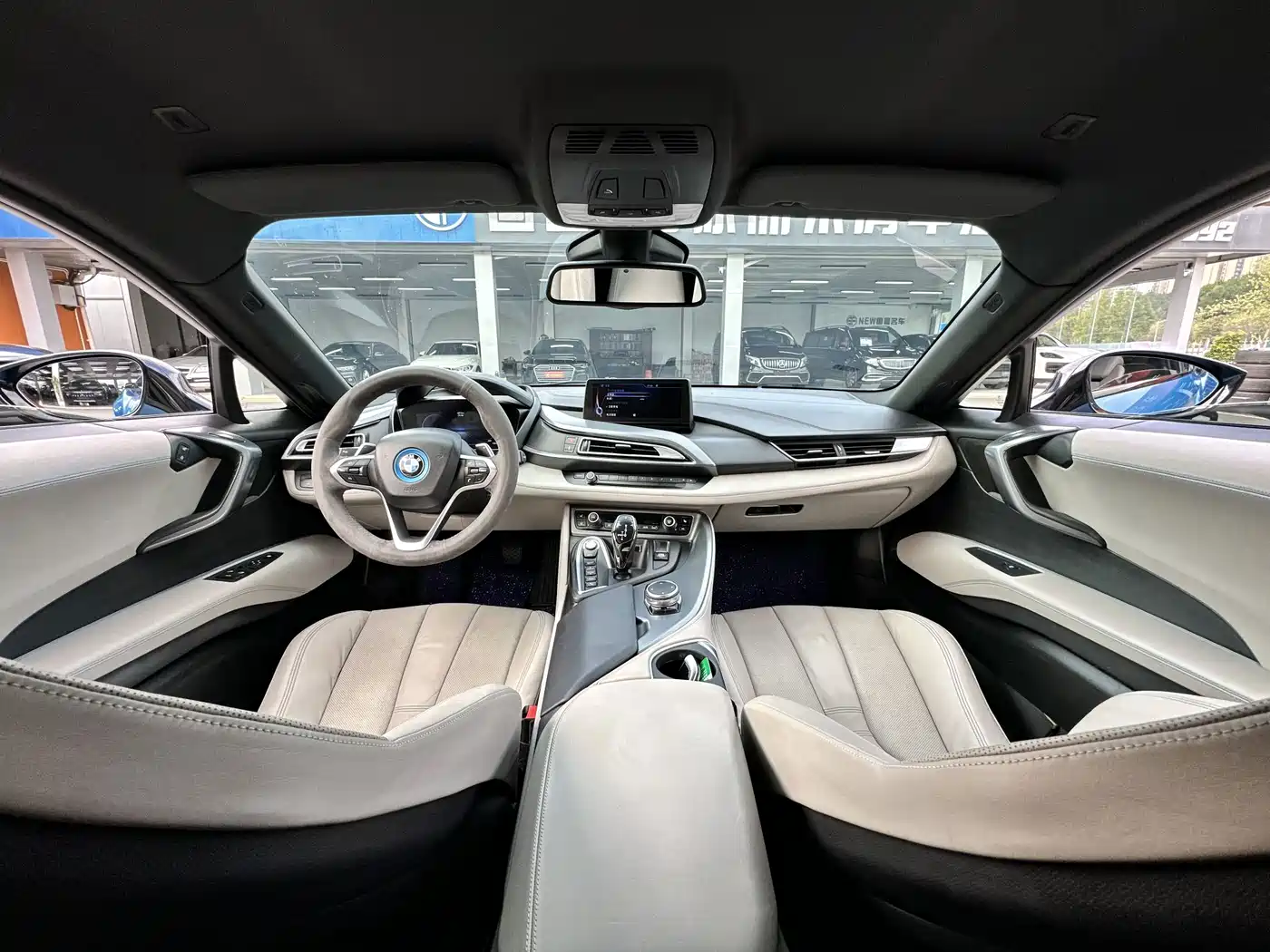 BMW i8 2015 2014 Standard