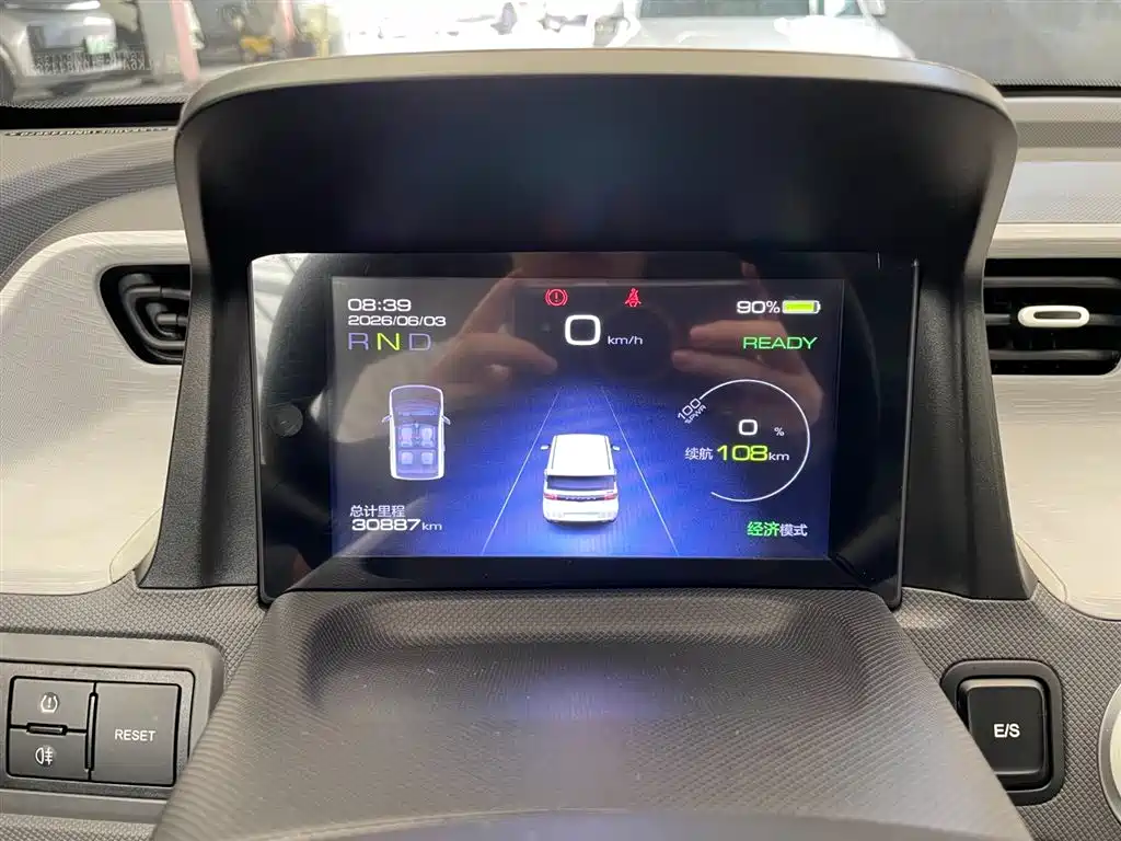 Фото 12 - Wuling Motors Hongguang MINIEV