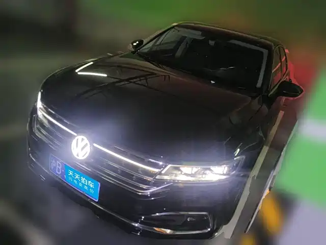 Volkswagen Phideon
