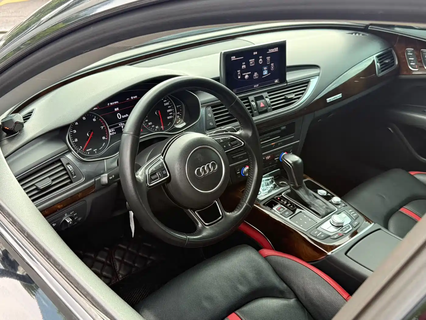Фото 18 - Audi A7