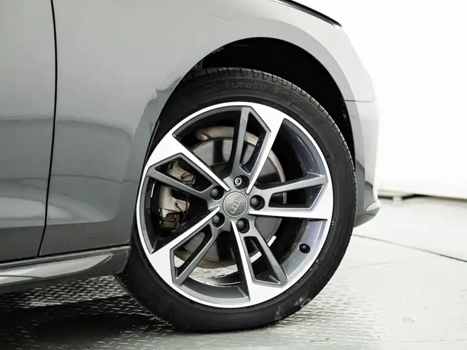 Audi A4L, миниатюра 6