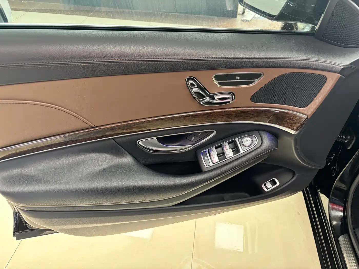 Mercedes-Benz S-Class 2016 S 320 L Business Edition фото 6