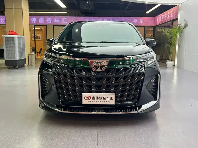 Toyota Sienna 2024 2.5L Hybrid Comfort Edition — фото 3